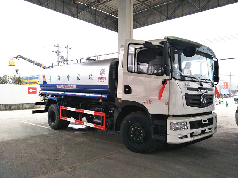 15噸東風(fēng)T5灑水車(chē)銷(xiāo)量持續(xù)上升