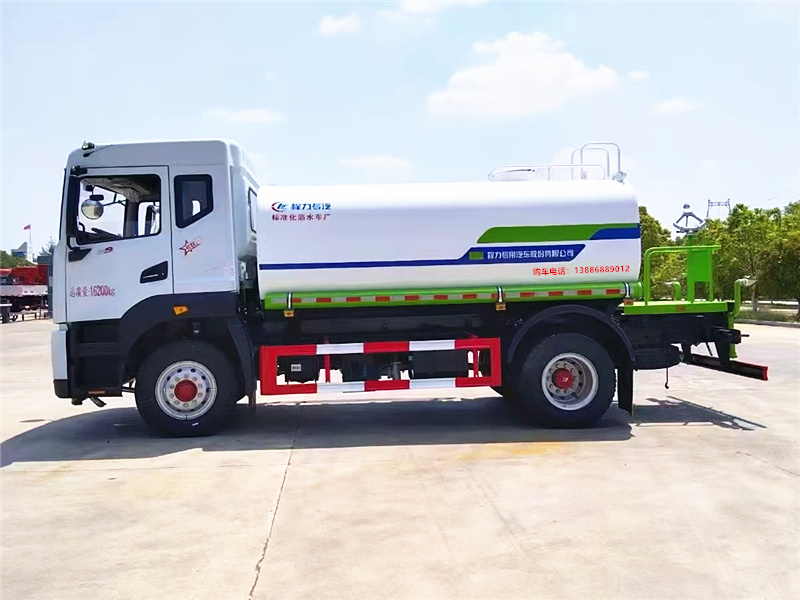 東風(fēng)D9灑水車 東風(fēng)D9灑水車