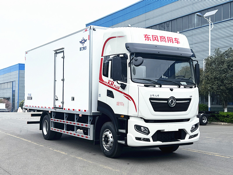 東風天錦PULS智能版冷藏車