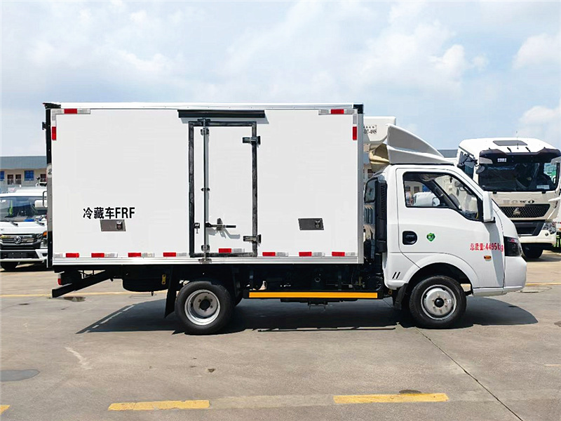 東風(fēng)途逸國六冷藏車