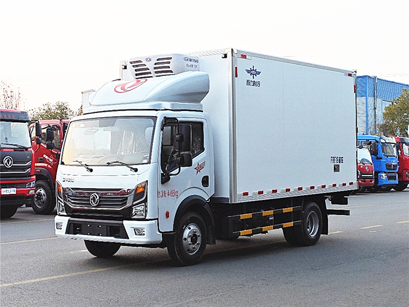 東風(fēng)多利卡國六冷藏車