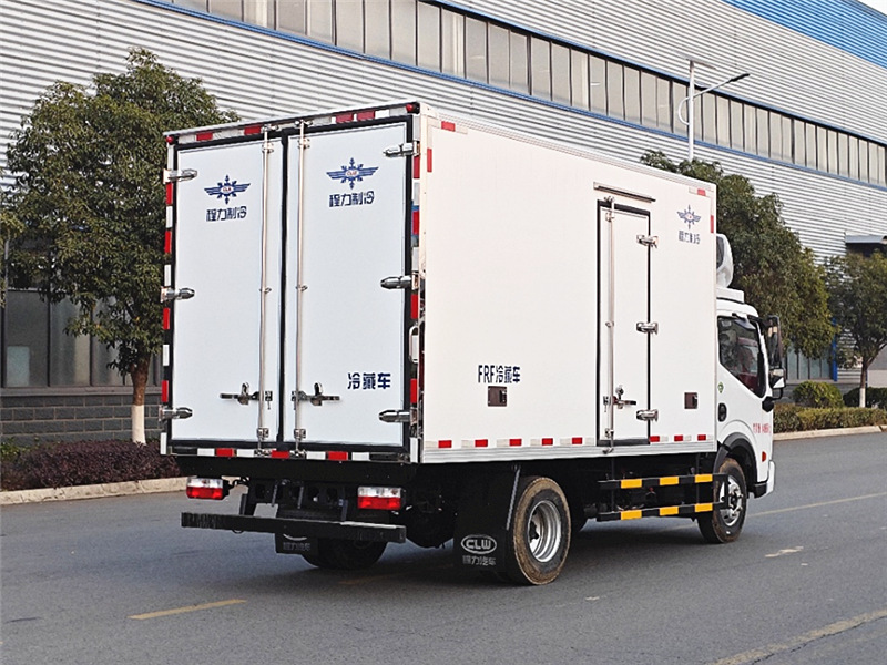 東風(fēng)多利卡國六冷藏車