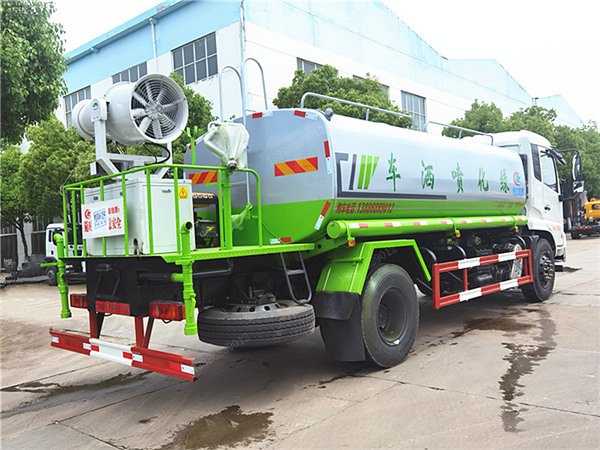 東風天錦霧炮灑水車