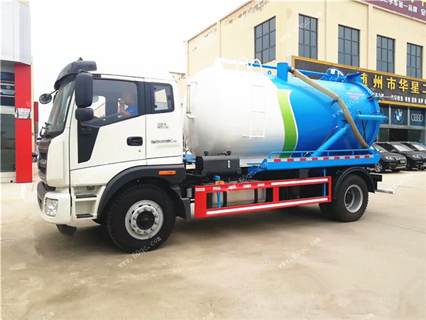 福田瑞沃吸污車