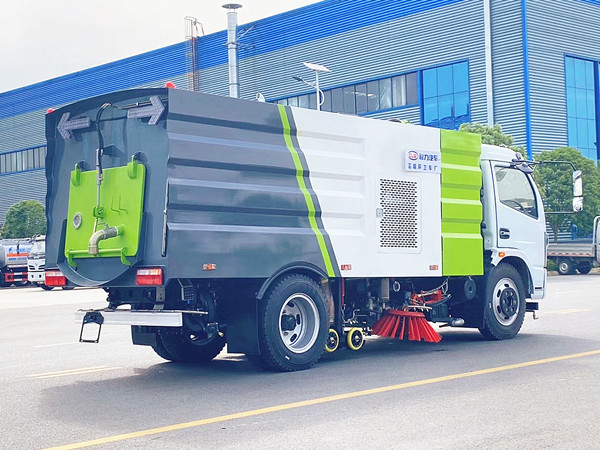 東風福瑞卡洗掃車