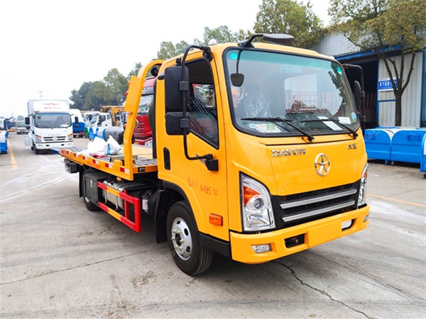 國六大運(yùn)清障車藍(lán)牌一拖二平板清障車