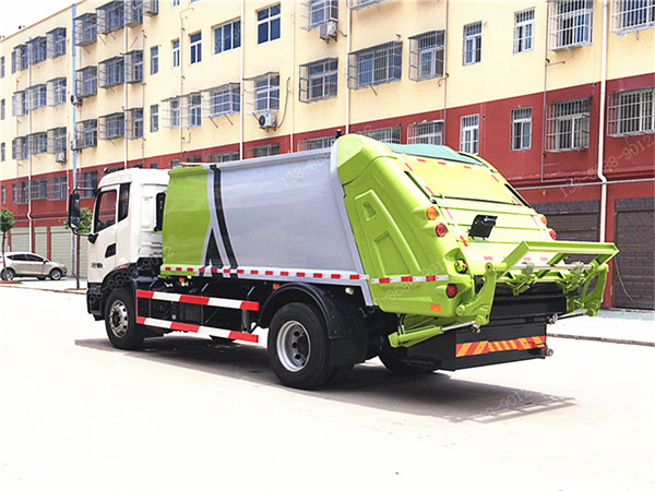 東風天錦壓縮垃圾車