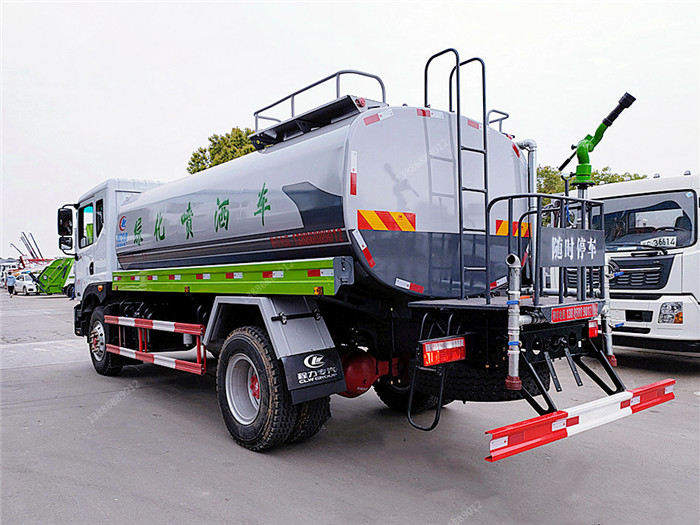 東風D9國五高配置灑水車